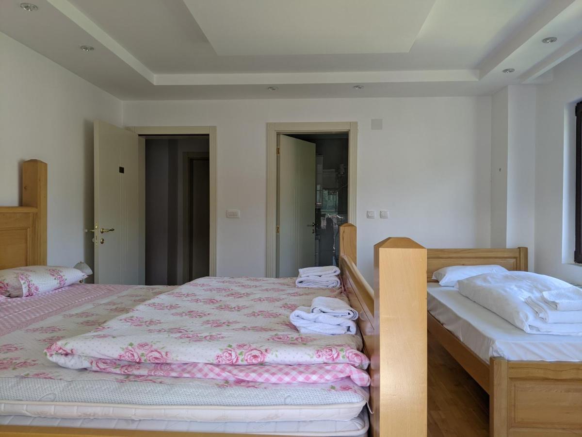 Apartments & Restaurant Abas 普拉夫 外观 照片
