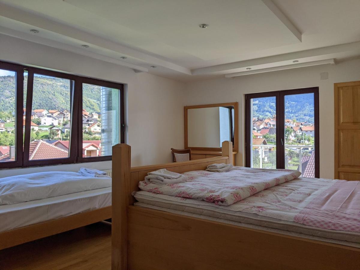 Apartments & Restaurant Abas 普拉夫 外观 照片