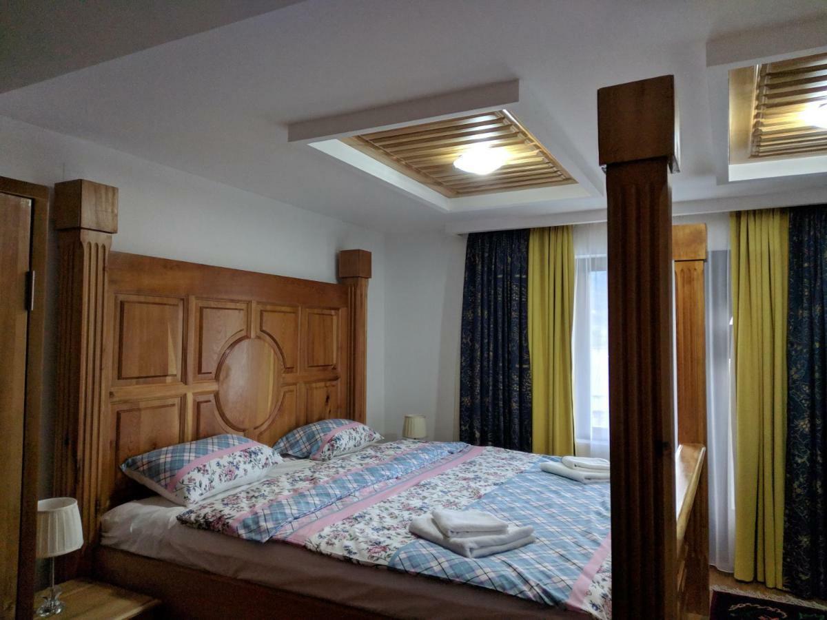 Apartments & Restaurant Abas 普拉夫 外观 照片