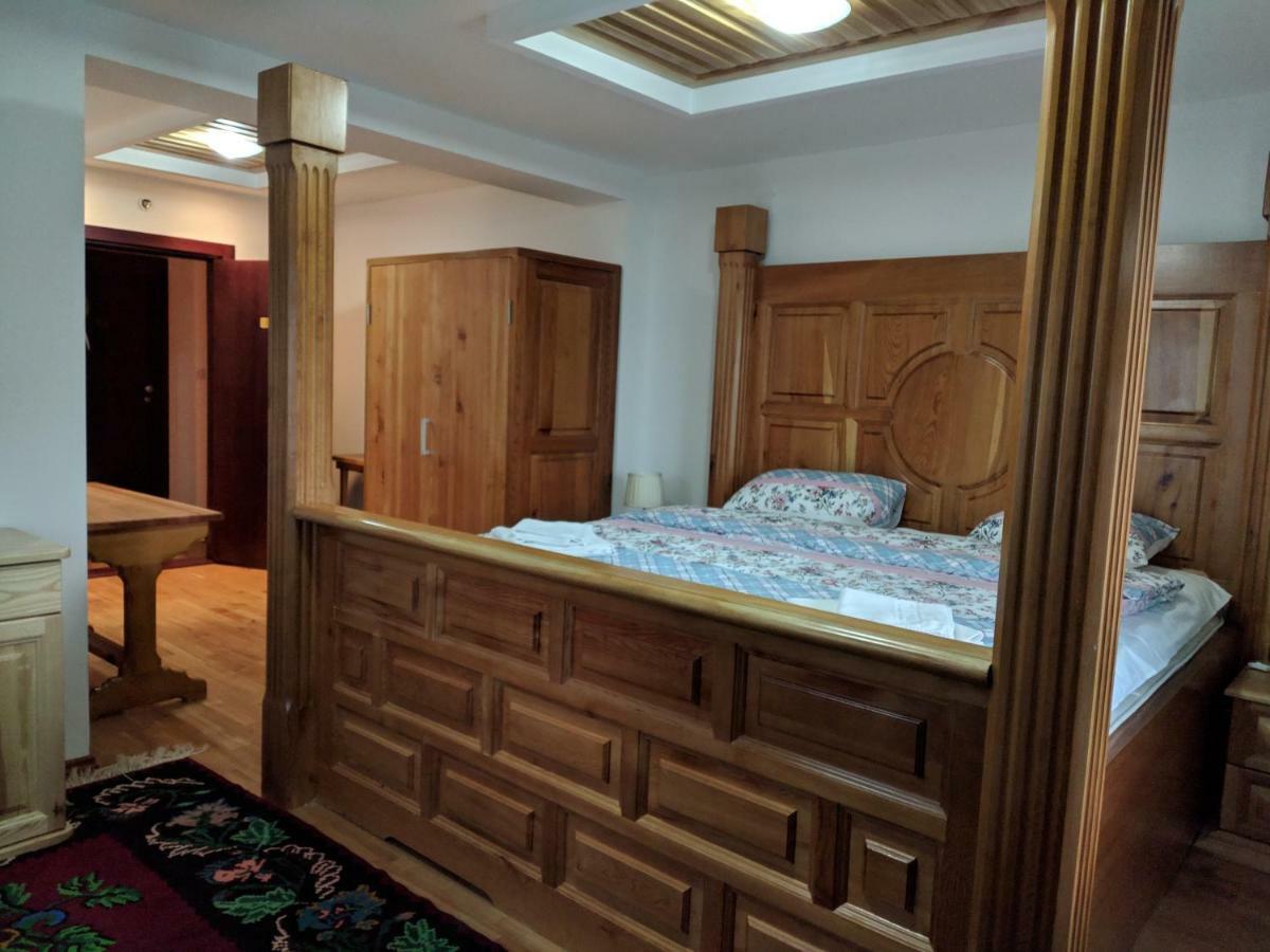 Apartments & Restaurant Abas 普拉夫 外观 照片