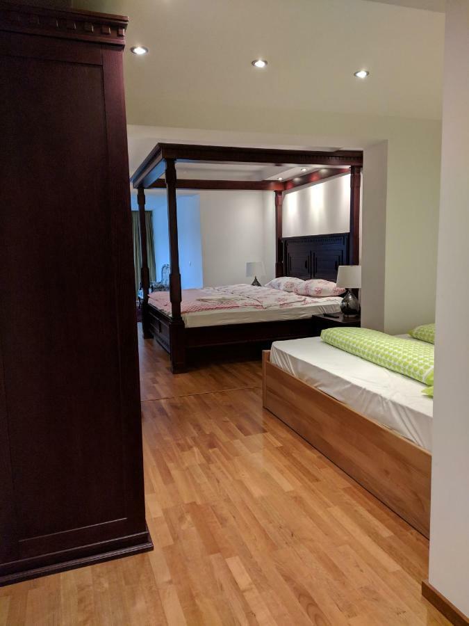 Apartments & Restaurant Abas 普拉夫 外观 照片